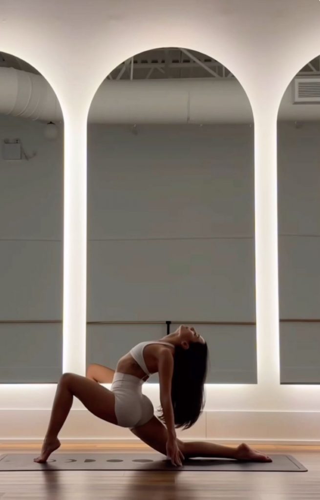 Monats Pilates Karte